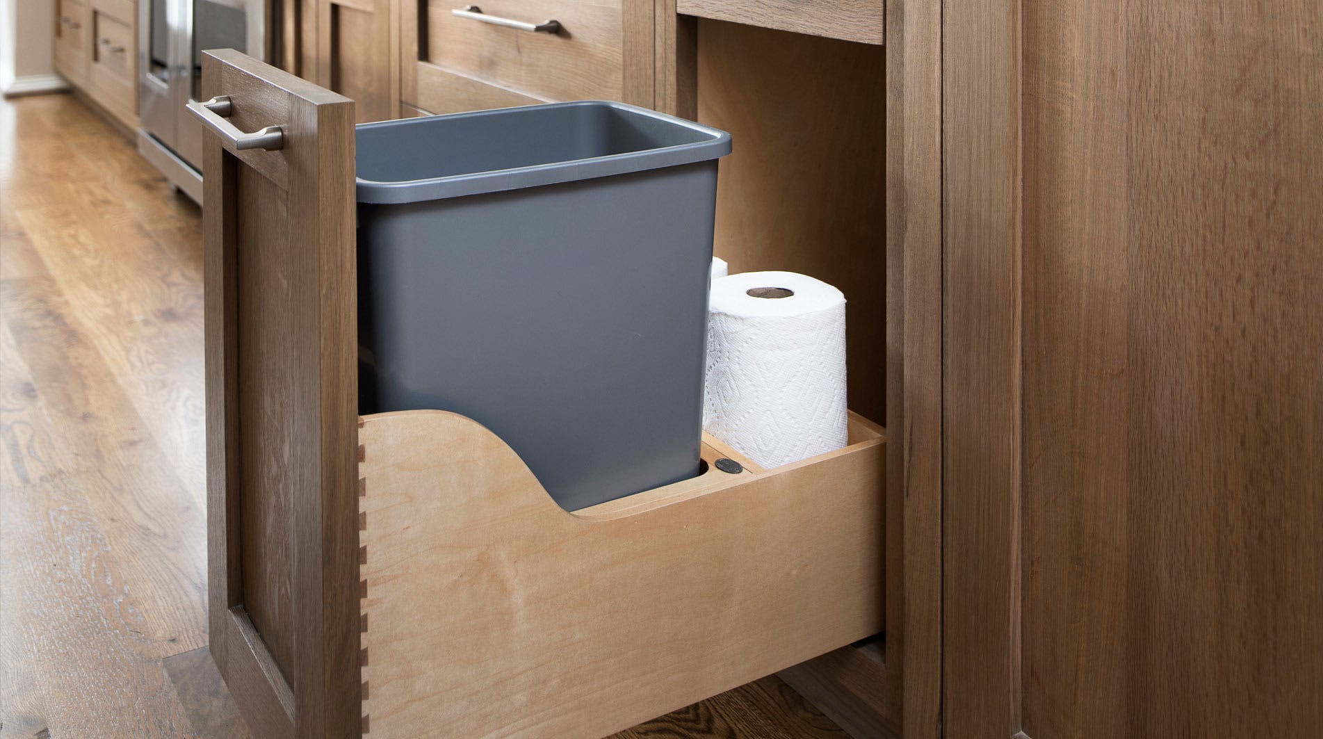Wood Bottom Mount Pullout Compo+ Container, Black With Soft Close