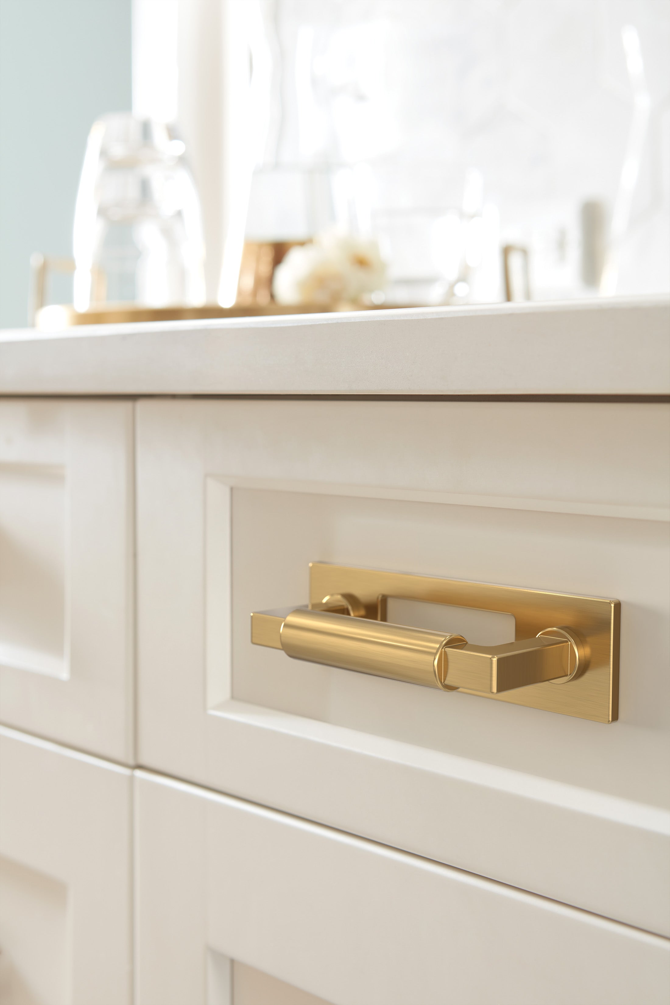 Amerock Medora Backplate 3" Center To Center, Champagne Bronze