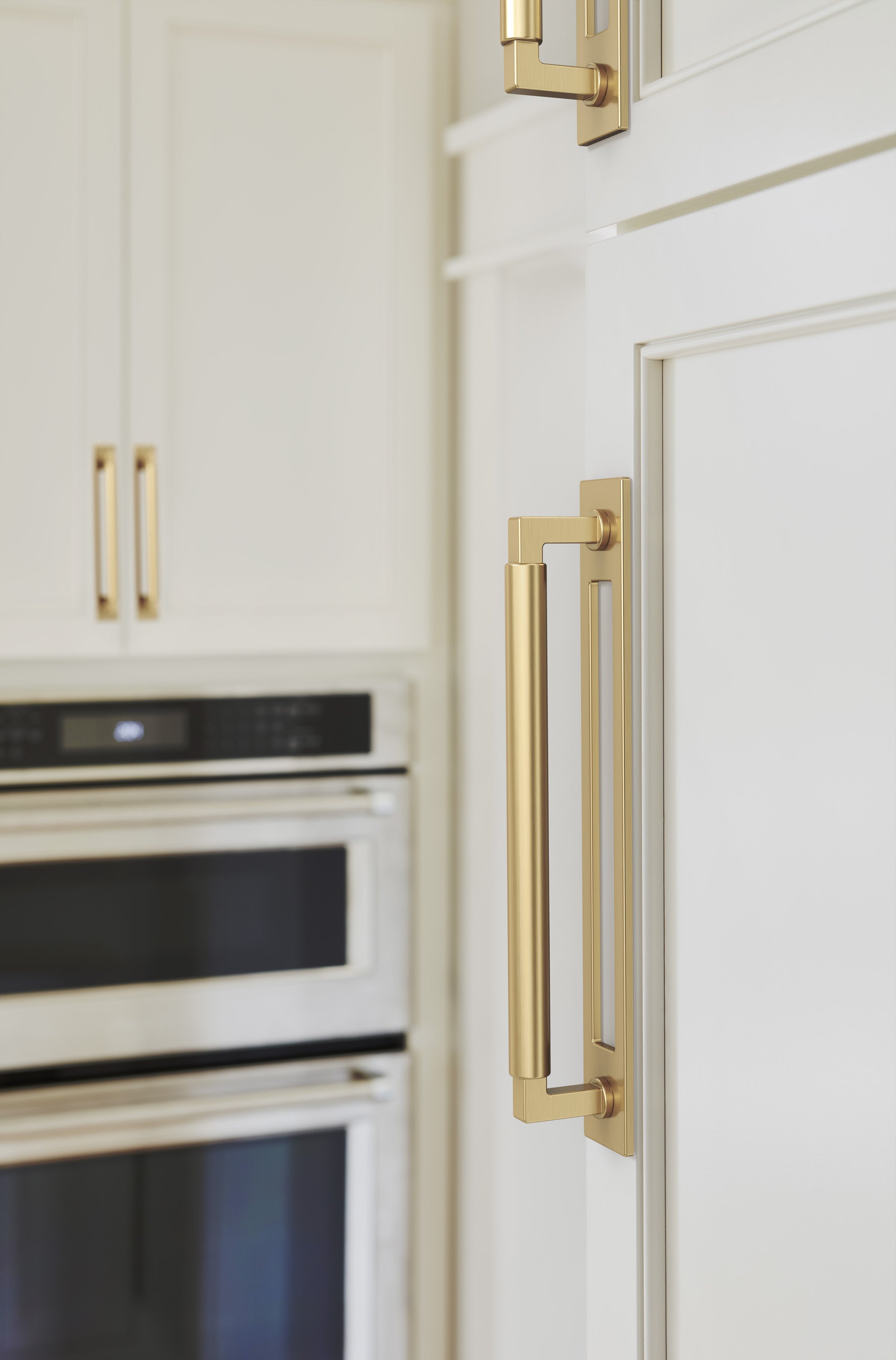 Amerock Medora Backplate 7-9/16" Center To Center, Champagne Bronze