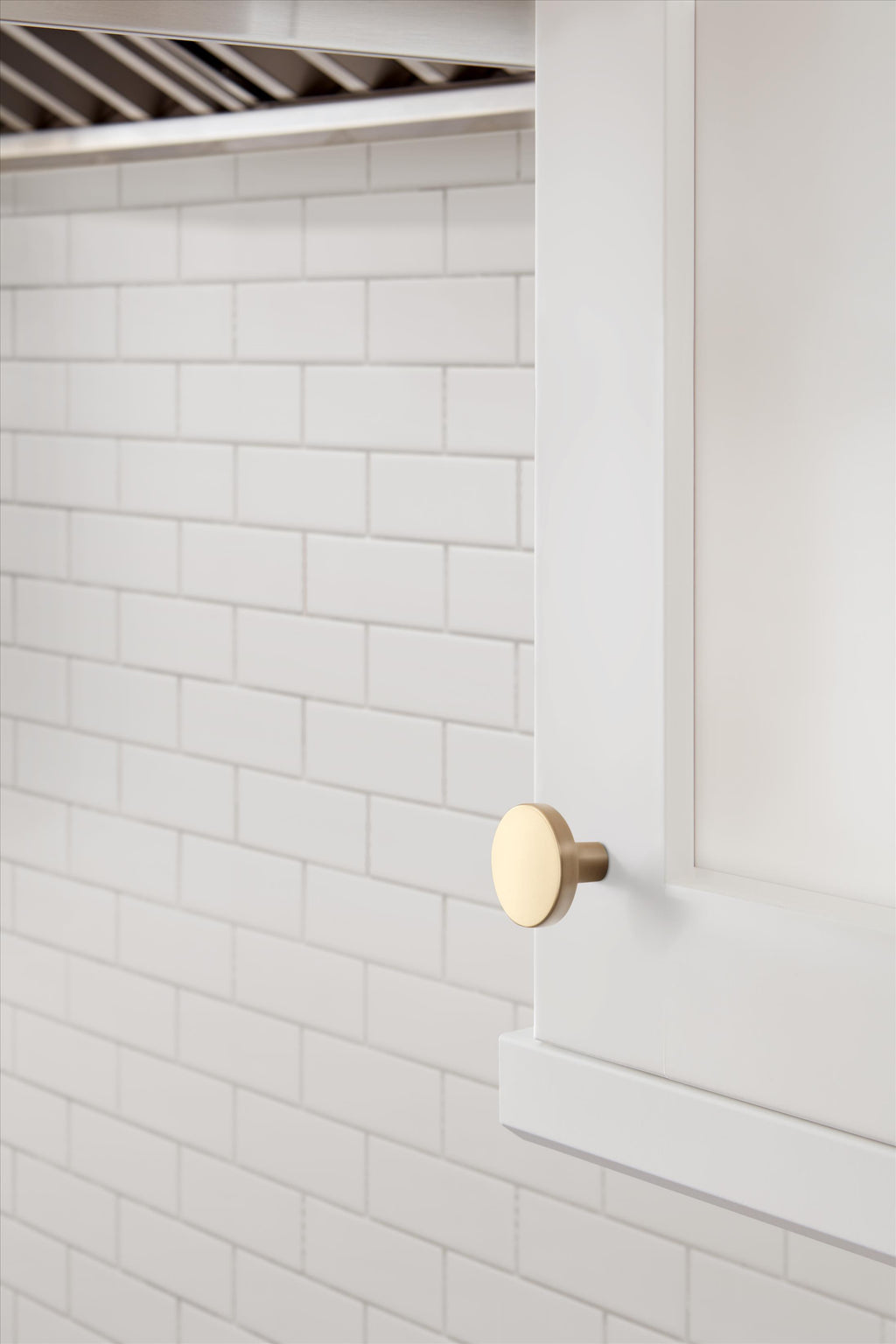 Amerock Versa Knob 1-3/8" Diameter, Champagne Bronze