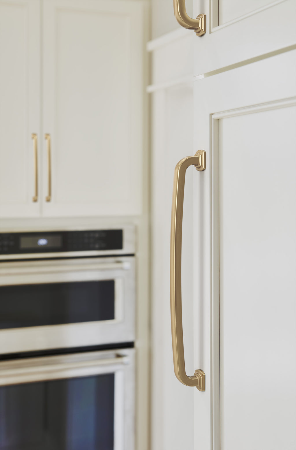 Amerock Surpass Pull 8-13/16" Center-to-Center, Champagne Bronze