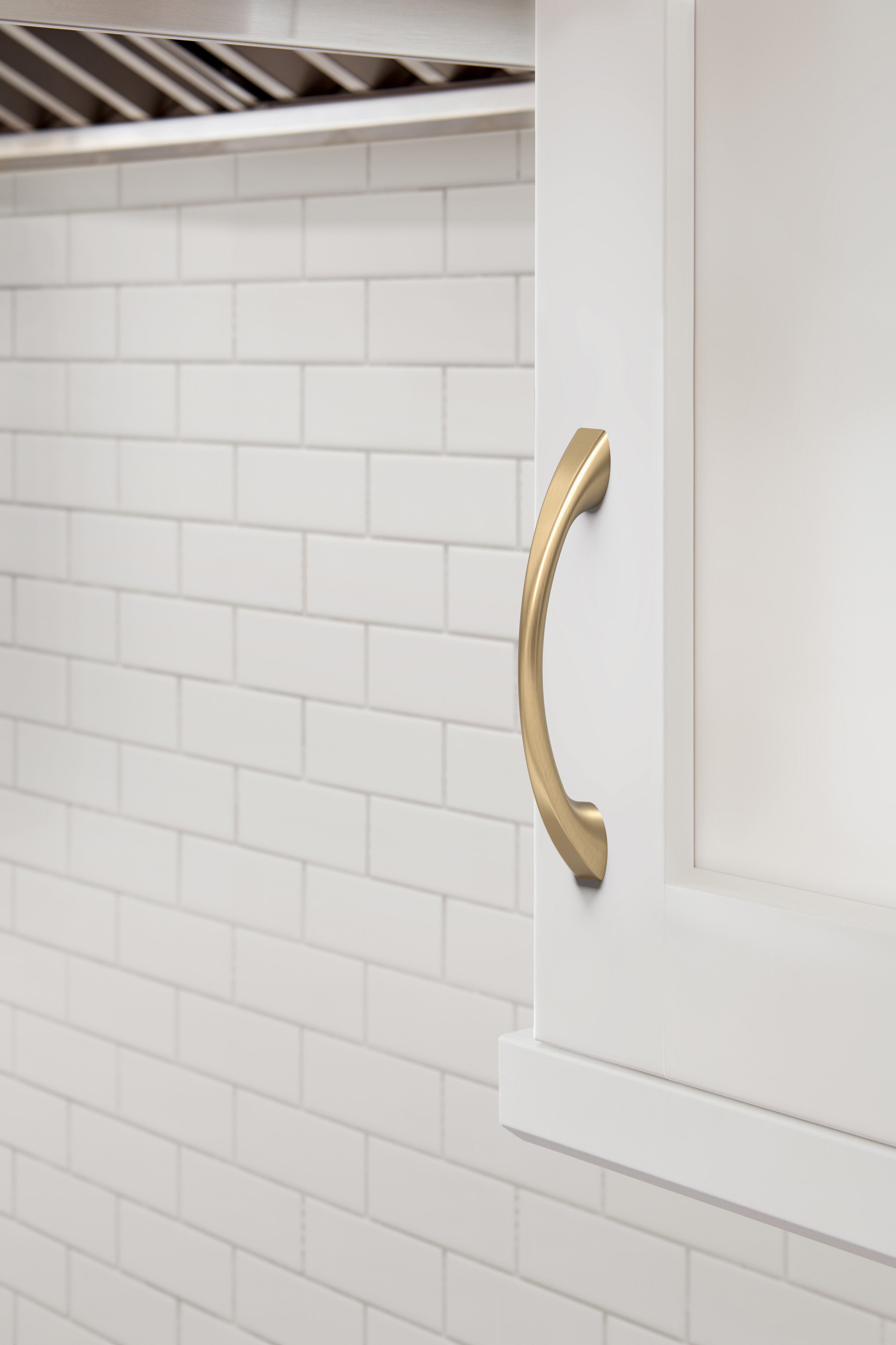Amerock Vaile Pull Champagne Bronze 3-3/4" Center to Center