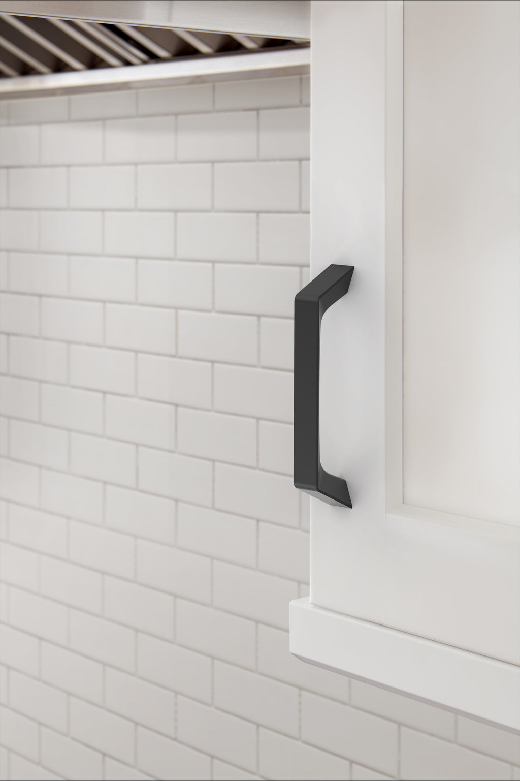 Amerock Evolve Pull  Matte Black 3-3/4" Center to Center