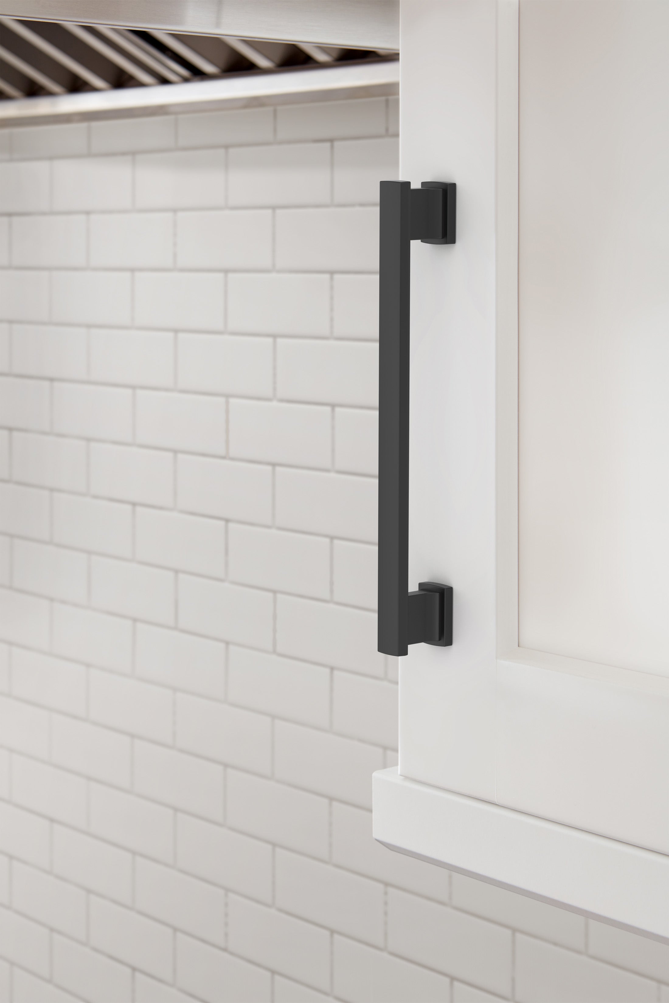 Amerock Triomphe Pull Matte Black 6-5/16" Center to Center