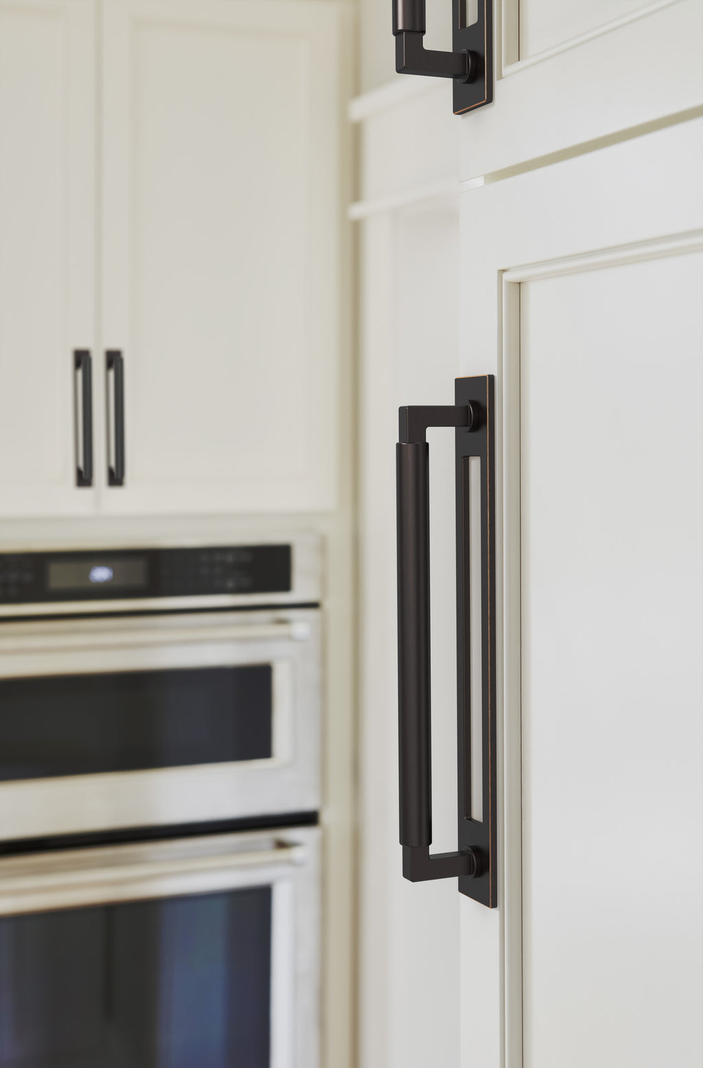 Amerock Medora Backplate 7-9/16" Center To Center, Oil-Rubbed Bronze