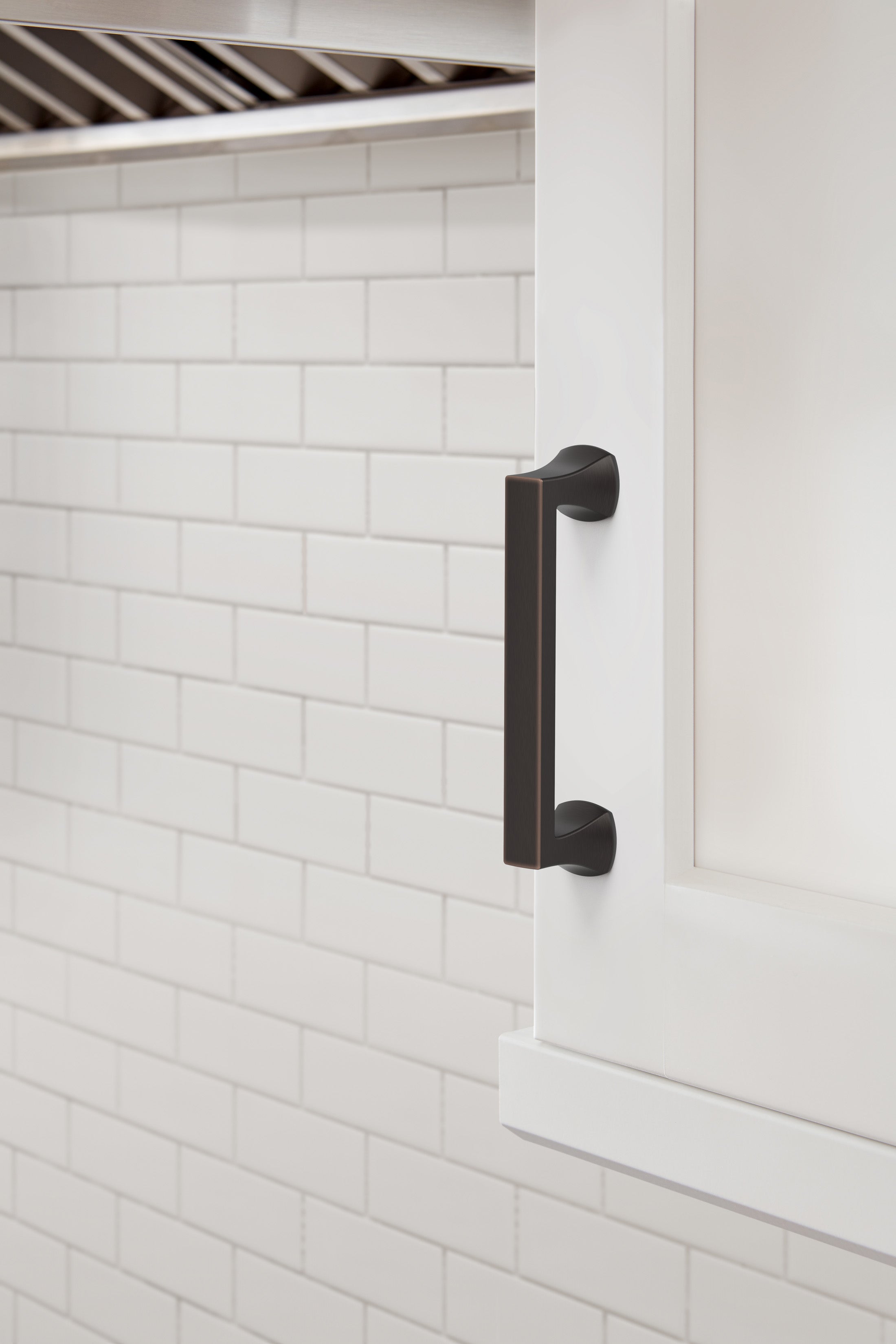 Amerock Hybridize Pull  Oil-Rubbed Bronze 3-3/4" Center to Center
