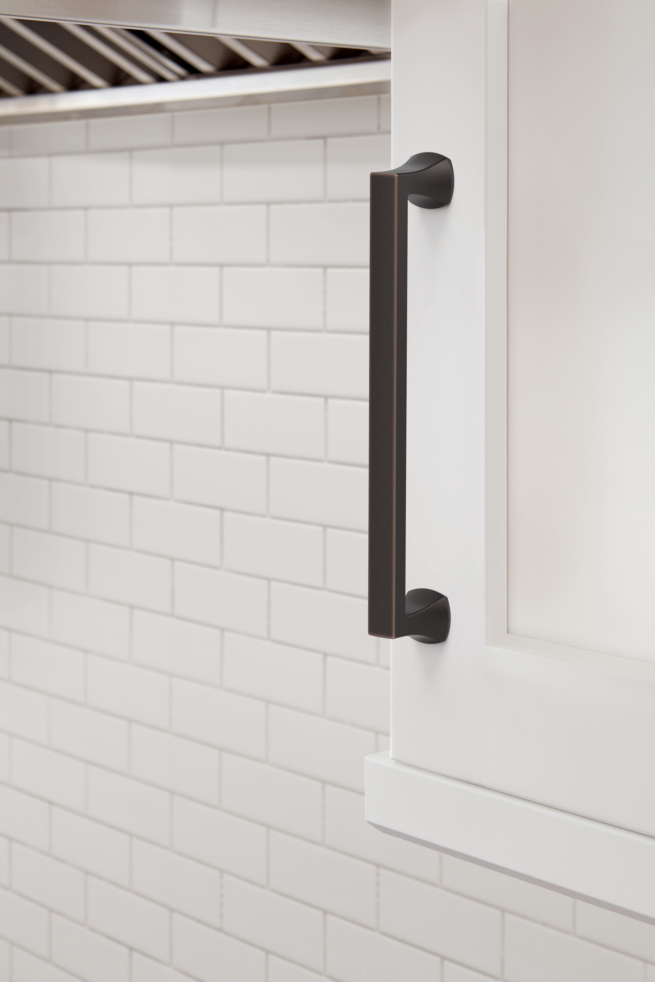Amerock Hybridize Pull  Oil-Rubbed Bronze 6-5/16" Center to Center