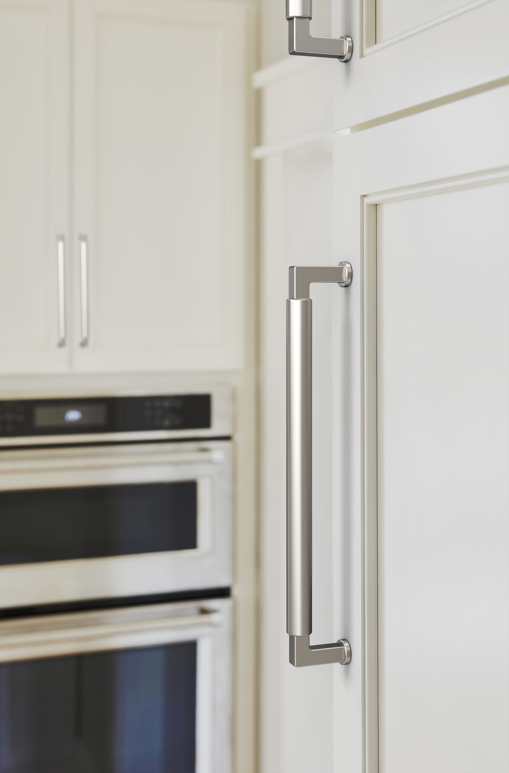 Amerock Balon Pull 8-13/16" Center To Center, Polished Nickel