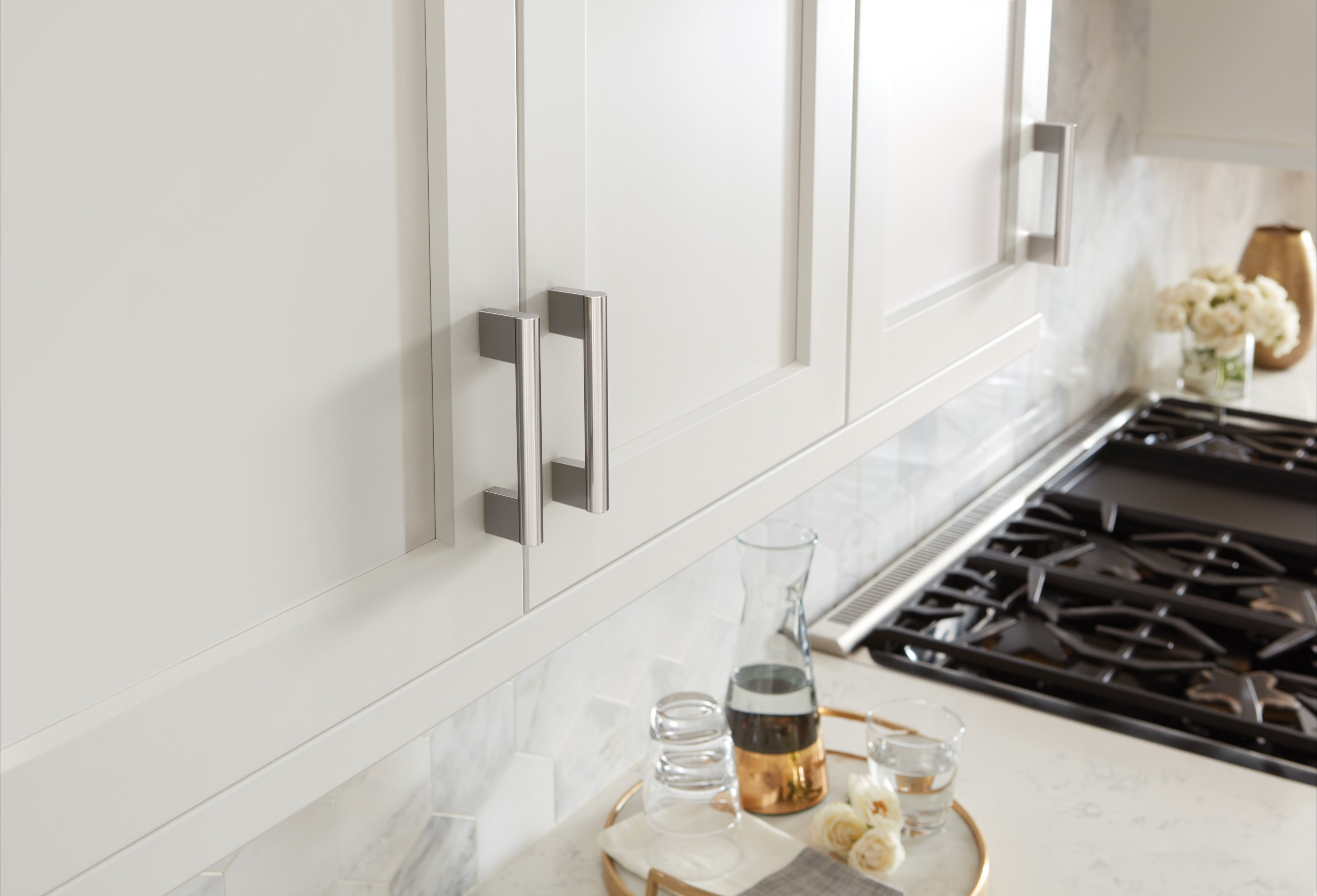 Amerock Versa Pull Polished Nickel 3-3/4" Center to Center