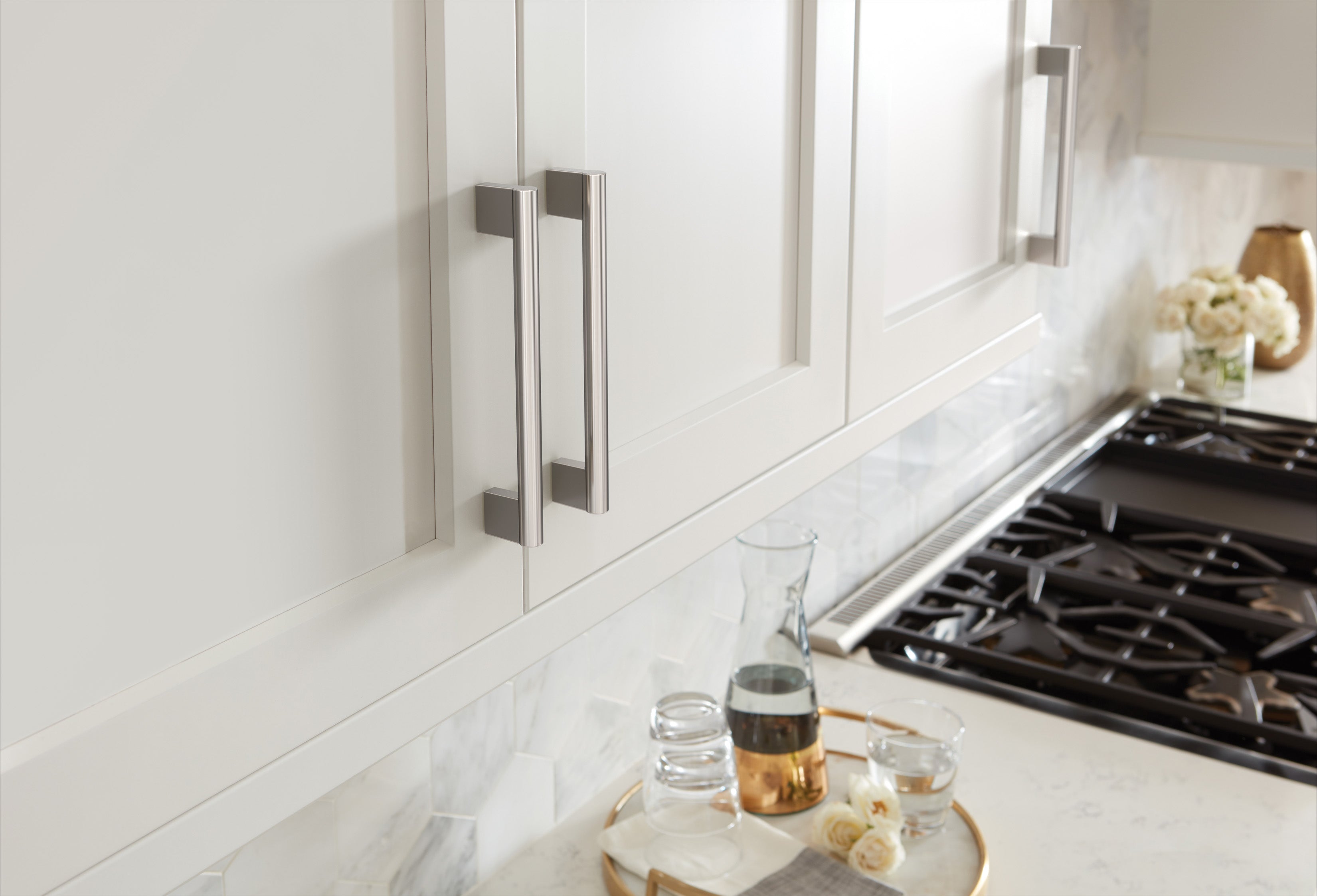 Amerock Versa Pull Polished Nickel 6-5/16" Center to Center
