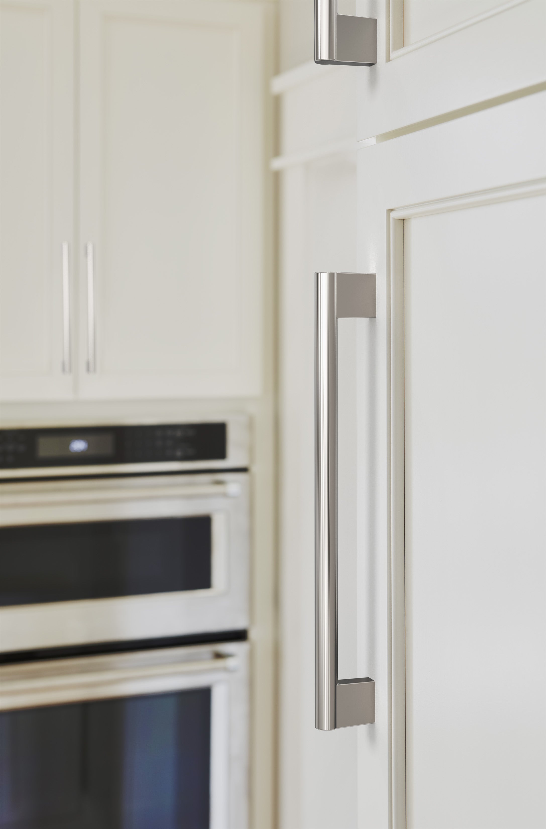 Amerock Versa Pull Polished Nickel 8-13/16" Center to Center